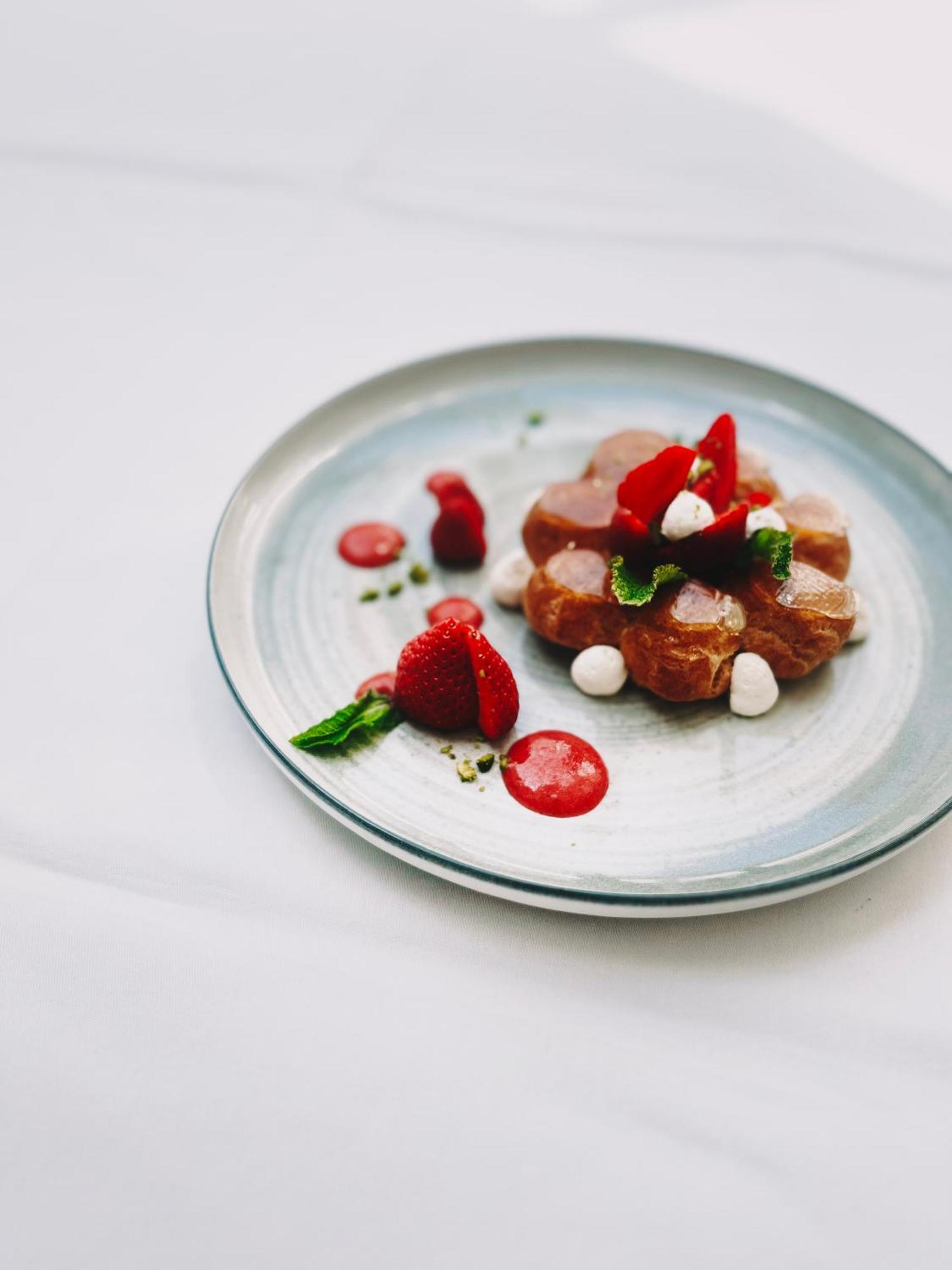 Logis Hotel & Restaurant Du Sauvage La Ferte-Gaucher Ngoại thất bức ảnh